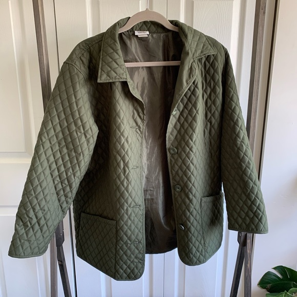 Quilted dark green button up jacket. Northern reflections size medium. Perfect! - Picture 4 of 9